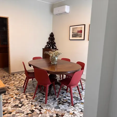 Navigli & Tortona Design District Luxury Mediolan