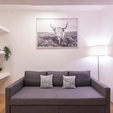 Apartment Pt Romana Dock
