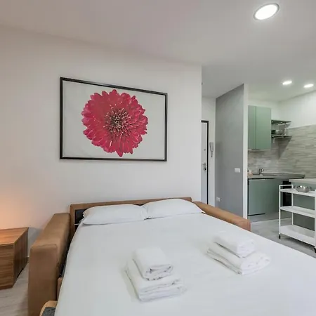 Abetone 6 - The Red - B Milano