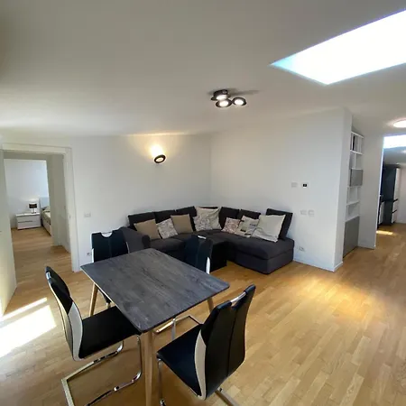 Attico Con Vasca, Posto Auto E Metro Sotto Casa Apartment *