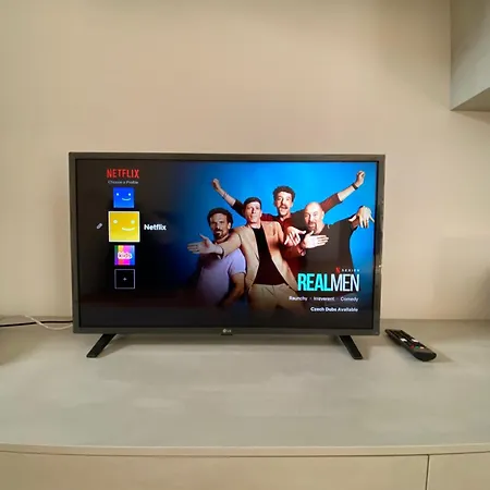 Attico Con Vasca, Posto Auto E Metro Sotto Casa *