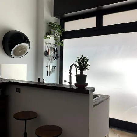 Loft Industriale In Zona Darsena ميلان