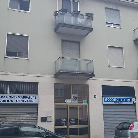 Cozy Flat For Music Lovers, 10 Min Walk From Tube Appartement