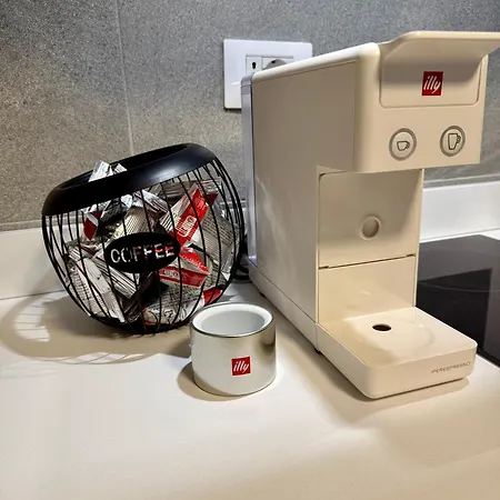 Apartmán Luro - Sismondi 44 *