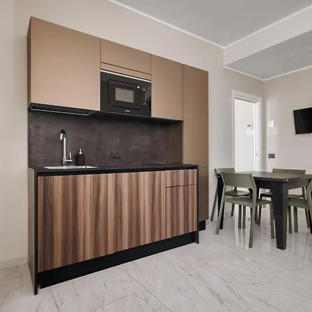 Luxury Design Apartment-2 Steps From Duomo