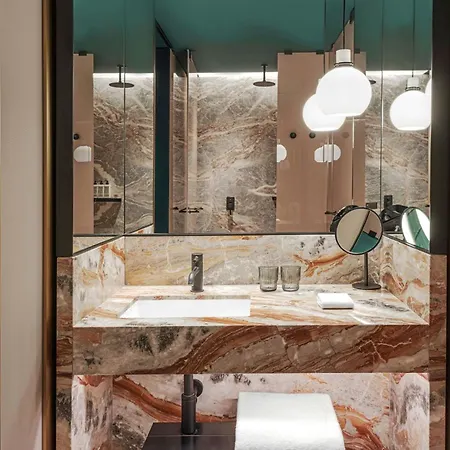 מלון Casa Brera, A Luxury Collection Hotel, 5*