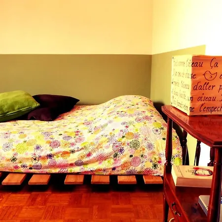 Cozy Flat For Music Lovers, 10 Min Walk From Tube Milano