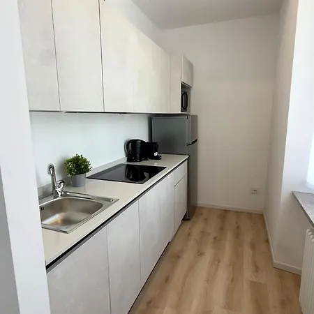 Apartment Mihouse Res Milan