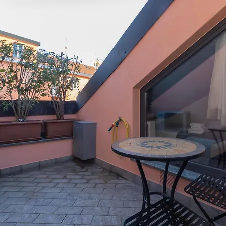 Appartamento Xenia - 2rooms In Via Guicciardini 10