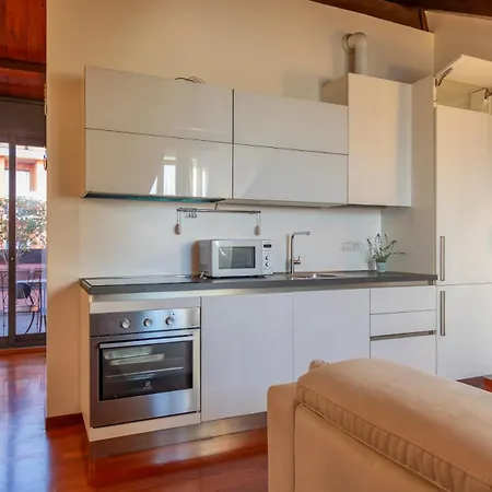 Xenia - 2rooms In Via Guicciardini 10