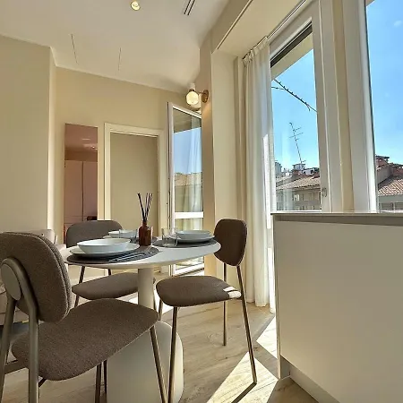 - Corso Garibaldi - * ميلان