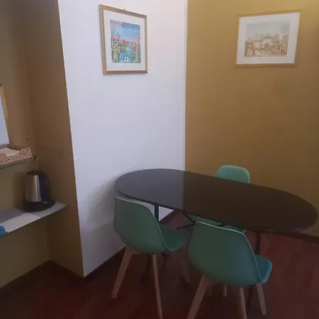 Home Suite Home - China Town - Arena Suite - 家套房 - 中國城 - 競技場套房 With Free Secure Parking Garage -Con Parcheggio Gratuito -提供免費安全停車 Metro Subway Moscova Green Line * Milano