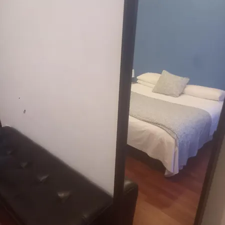 Home Suite Home - China Town - Arena Suite - 家套房 - 中國城 - 競技場套房 With Free Secure Parking Garage -Con Parcheggio Gratuito -提供免費安全停車 Metro Subway Moscova Green Line *