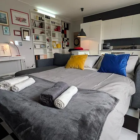 Entire And Charming Flat On Navigli In Apartman Milánó