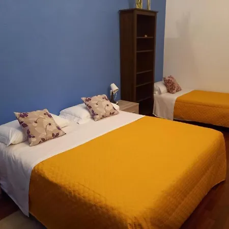 Lejlighed Home Suite Home - China Town - Arena Suite - 家套房 - 中國城 - 競技場套房 With Free Secure Parking Garage -Con Parcheggio Gratuito -提供免費安全停車 Metro Subway Moscova Green Line Milano