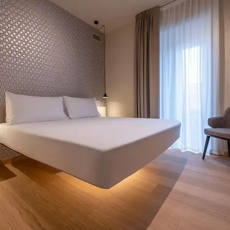 Oriana Homel Hotel apartamentowy