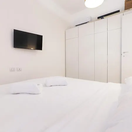 Primo Piano - Rosellini Apartamento