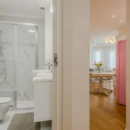 Easytopstay - Elegant Nest In 밀라노