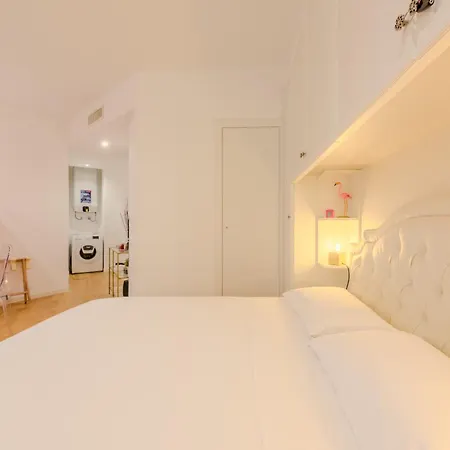 Easytopstay - Elegant Nest In *