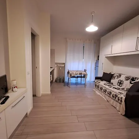 Grazioso Monolocale In Via Calzecchi Appartement *