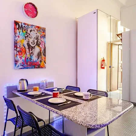 Casati Modern Two-room Corso Buenos Aires ميلان