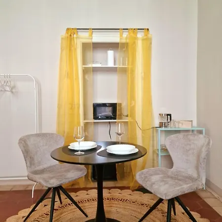 Ampia Stanza Con Bagno Privato E Zona Pranzo