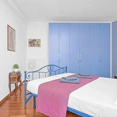 Appartement Rooffive Duomo Milan