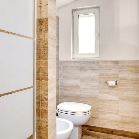 Apartment Hostmate - - Mentana - Duomo Milan