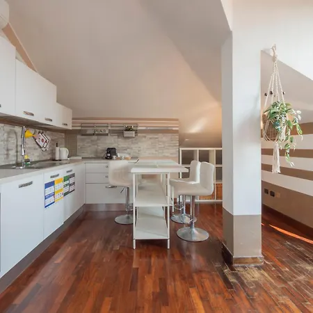 I-host - Rogoredo 21 Μιλάνο