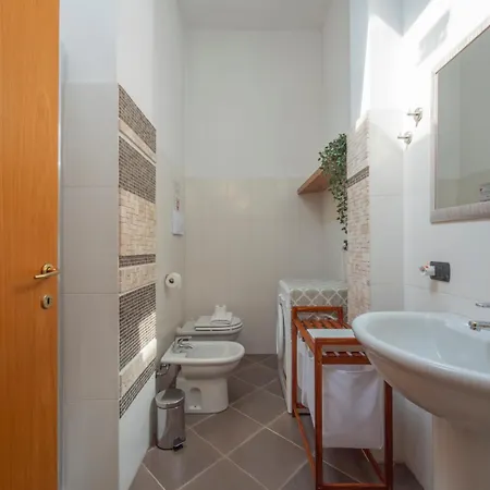 Lägenhet I-host - Rogoredo 21