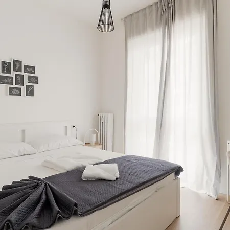 Apartment Guesthost - Bright M1 Pasteur *