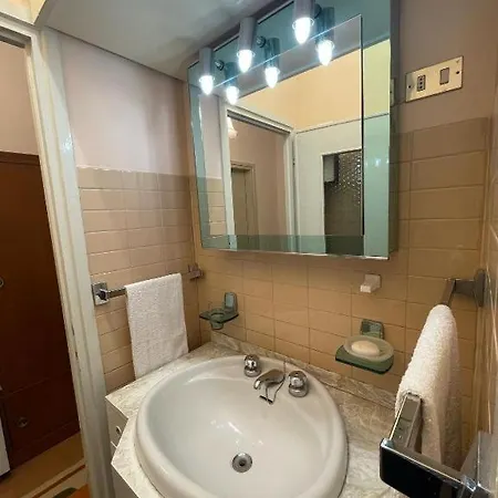 Lz Smartstays Guest house *