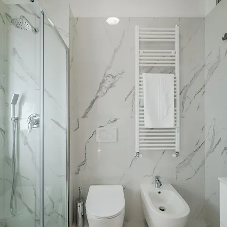 The Dreamers Mansion - Ticinese Bocconi Area *