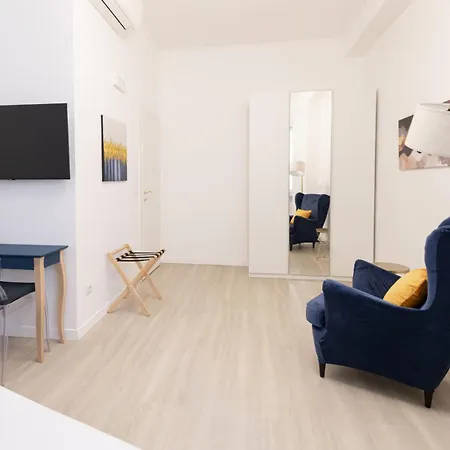 Easylife - Stile E Comodità Tra Duomo E Navigli Appartamento Milano