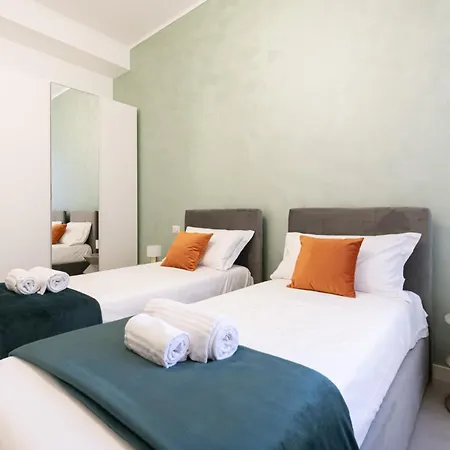 Easylife - - Aurispa 2 - Navigli Милан