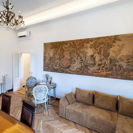 Lejlighed Duomo 7 Min - Historic Luxury 3 Bedrooms With Parking