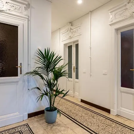 Duomo 7 Min - Historic Luxury 3 Bedrooms With Parking Lejlighed Milano