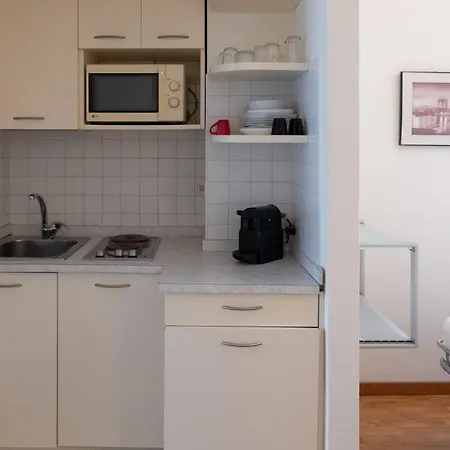 Few Steps From Citylife B - Mirable Pm Apartment