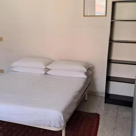 Freedhome - Nightlife Apartman *