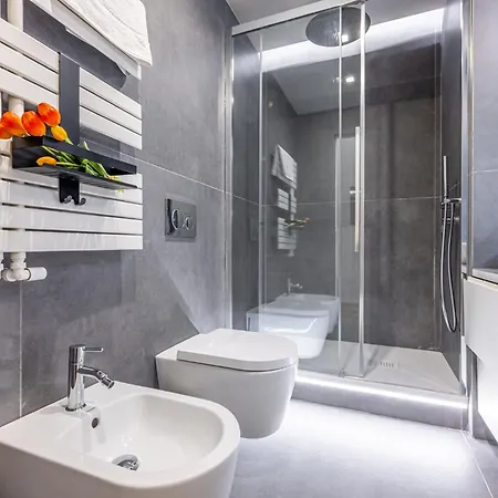 Apartamento Porta Venezia Bilocale Moderno Milão