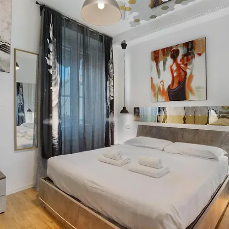 New One Crescenzago Apartman