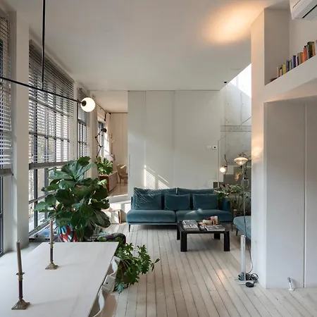 Quite Rooftop Loft In Navigli Area Apartamento