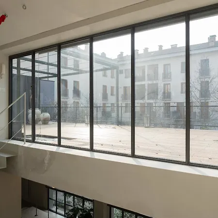 아파트 Quite Rooftop Loft In Navigli Area 밀라노