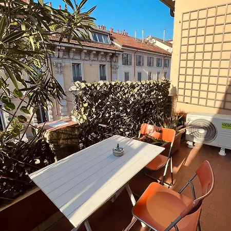 Appartamento Con Terrazzo