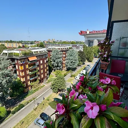 Difronte A San Siro Апартаменты