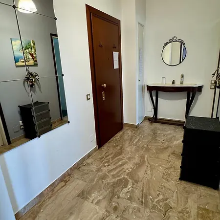 Difronte A San Siro Апартаменты