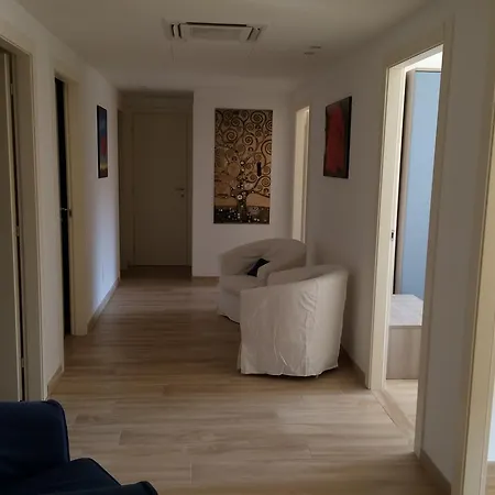 招待所 享受米兰酒店 *