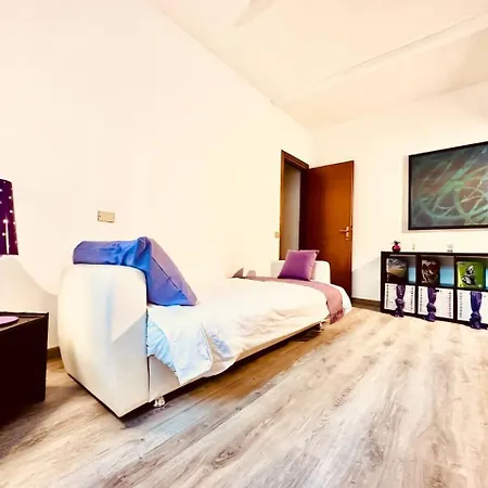 Porta Venezia House Daire