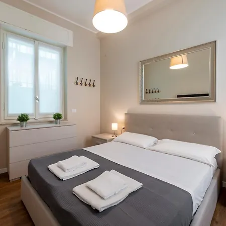 Lägenhet Duomo2 - Magnifico Con 2 E 2 Bagni Milano