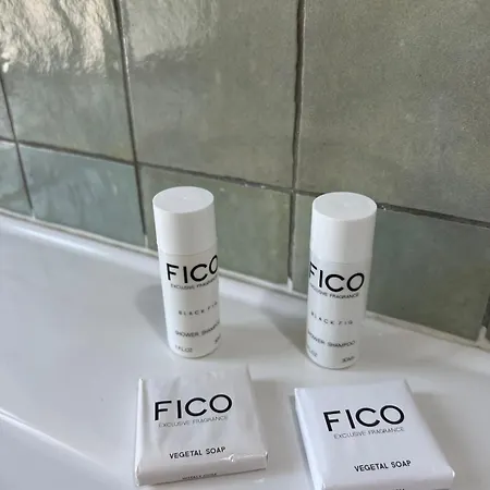 A Piedi, A Due Passi Dal Centro